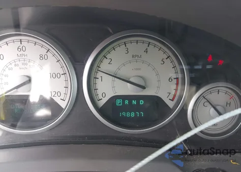 2009 Chrysler Town & Country Touring from USA, damaged, VIN 2A8HR54179R641621